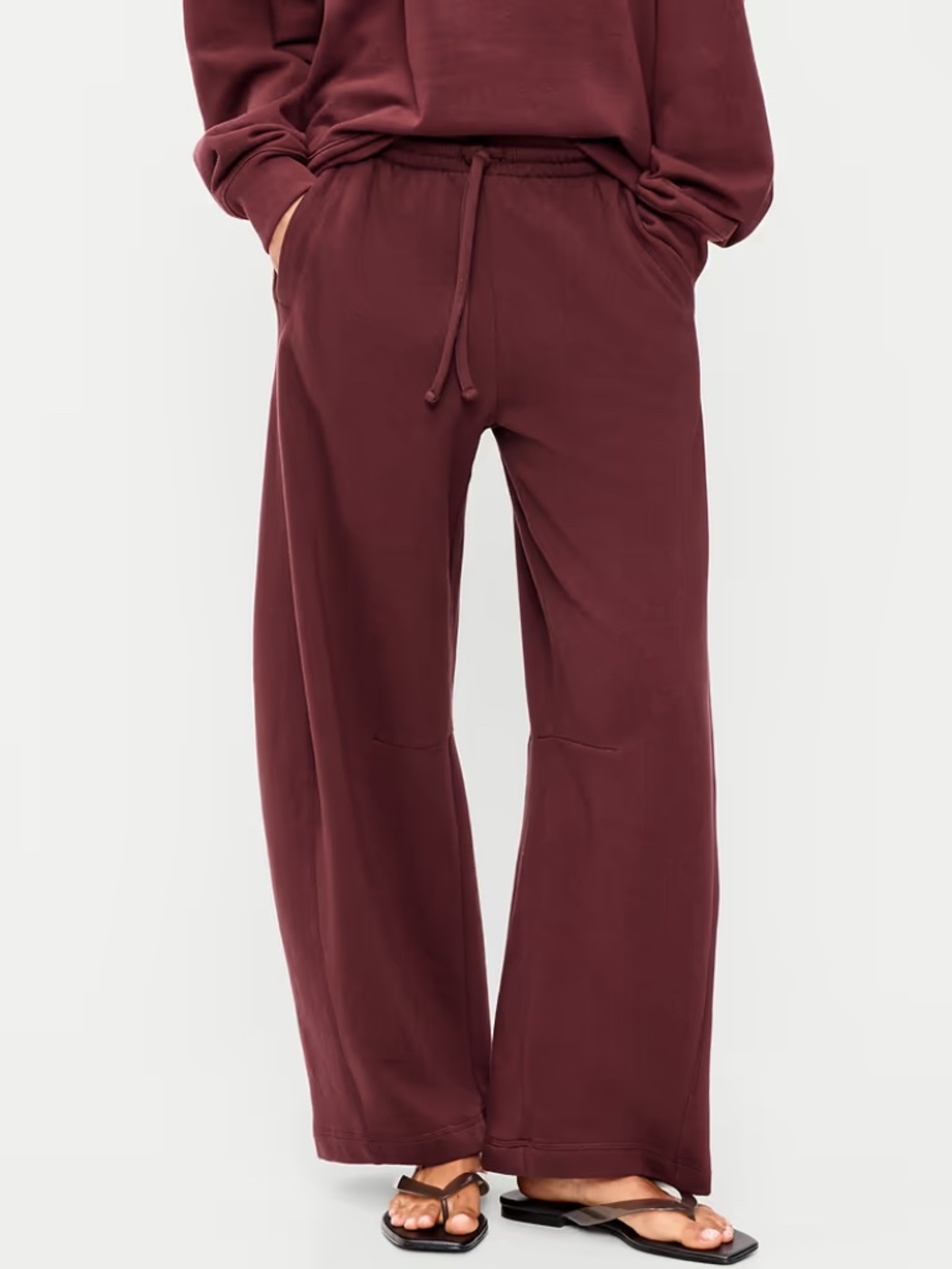 NWT Old Navy Mid-Rise SoComfy Barrel Sweatpants